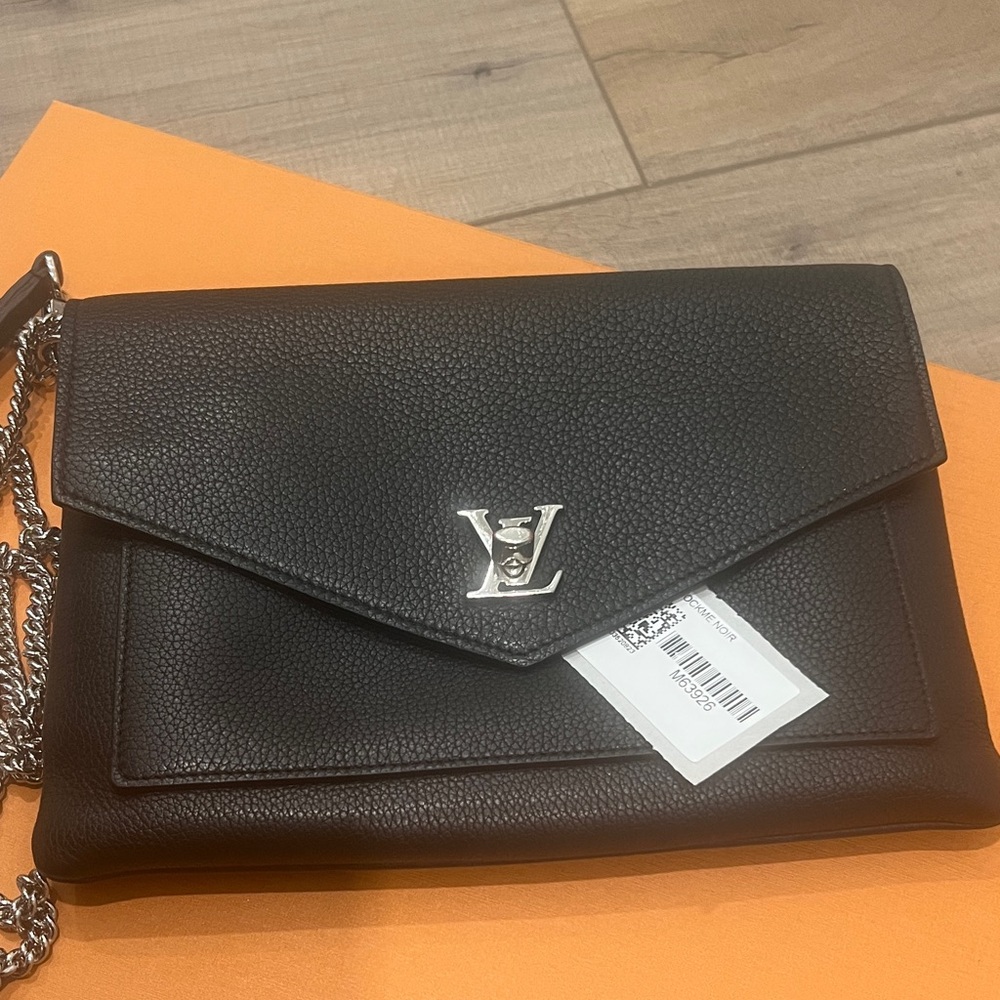 Louis Vuitton Mylockme Chain Pochette Black Leather with Silver Chain